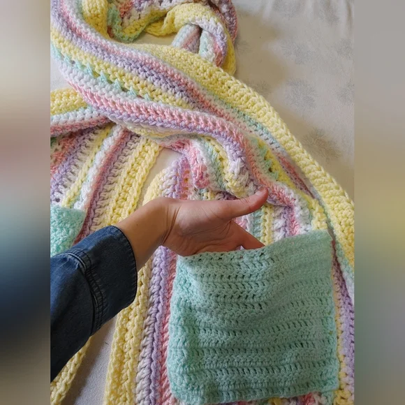 Multicolor Striped Knit Scarf - Picture 3 of 4